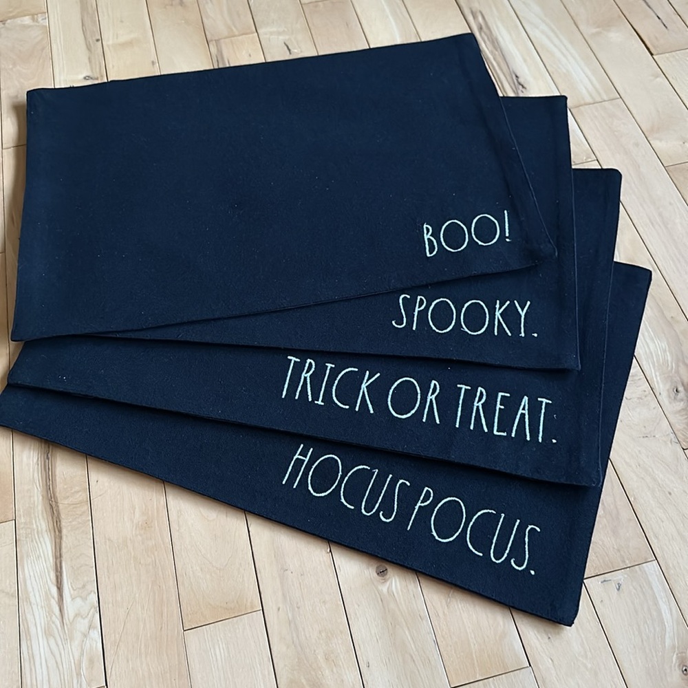 🎃Rae Dunn Halloween Placemats